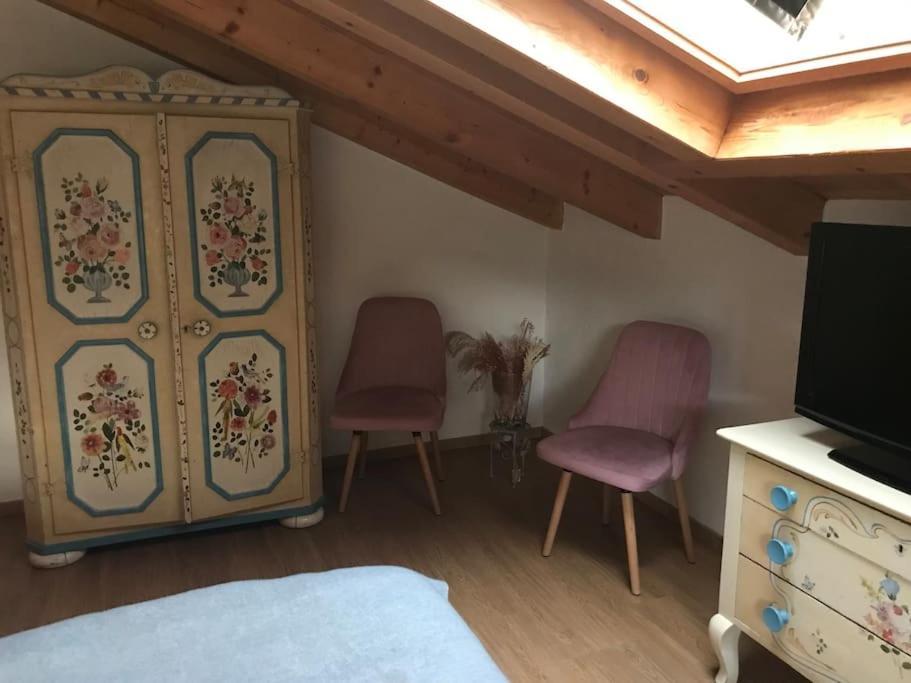 Ferienwohnung Seinerzeit - Kuschelige Dachwohnung Schonau am Konigssee Bagian luar foto